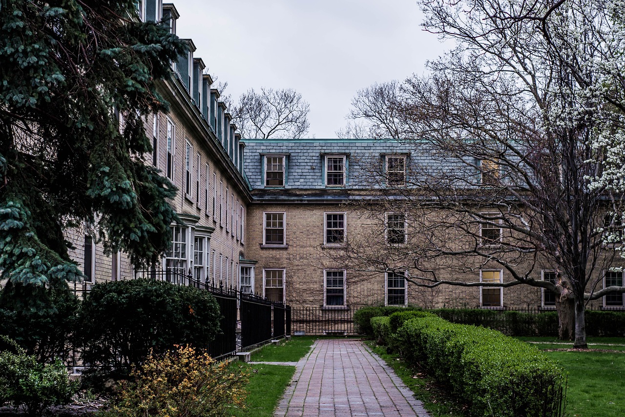 河南大学数学院